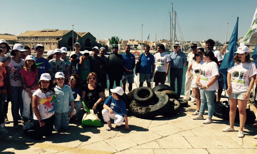 La seconda edizione “PFU Zero nella Isole Minori” fa tappa in Sicilia: raccolti 1400 PFU”