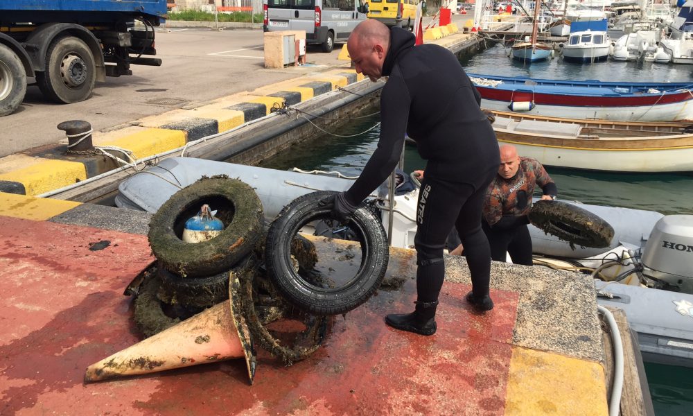 In occasione dello European Clean Up Day parte da La Maddalena la II edizione di ‘PFU Zero nelle Isole Minori’